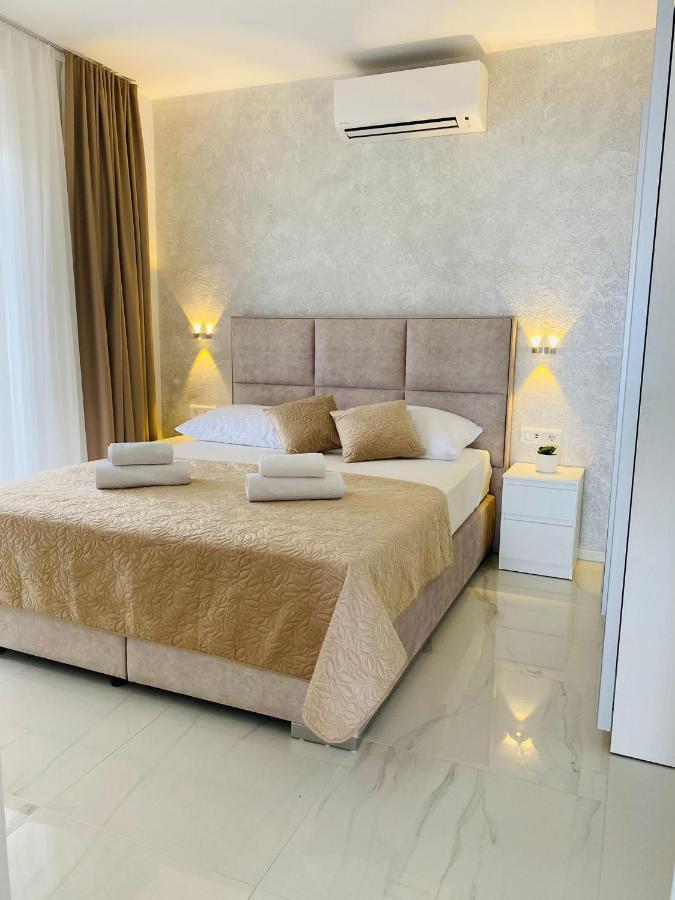 Sunshine House With Free Parking * Makarska