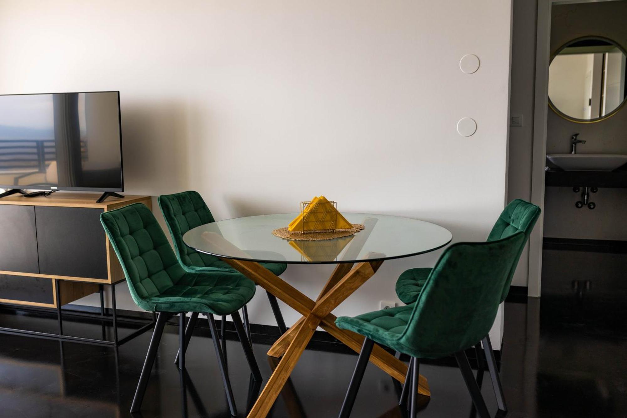 Apartman Sunshine House With Free Parking *