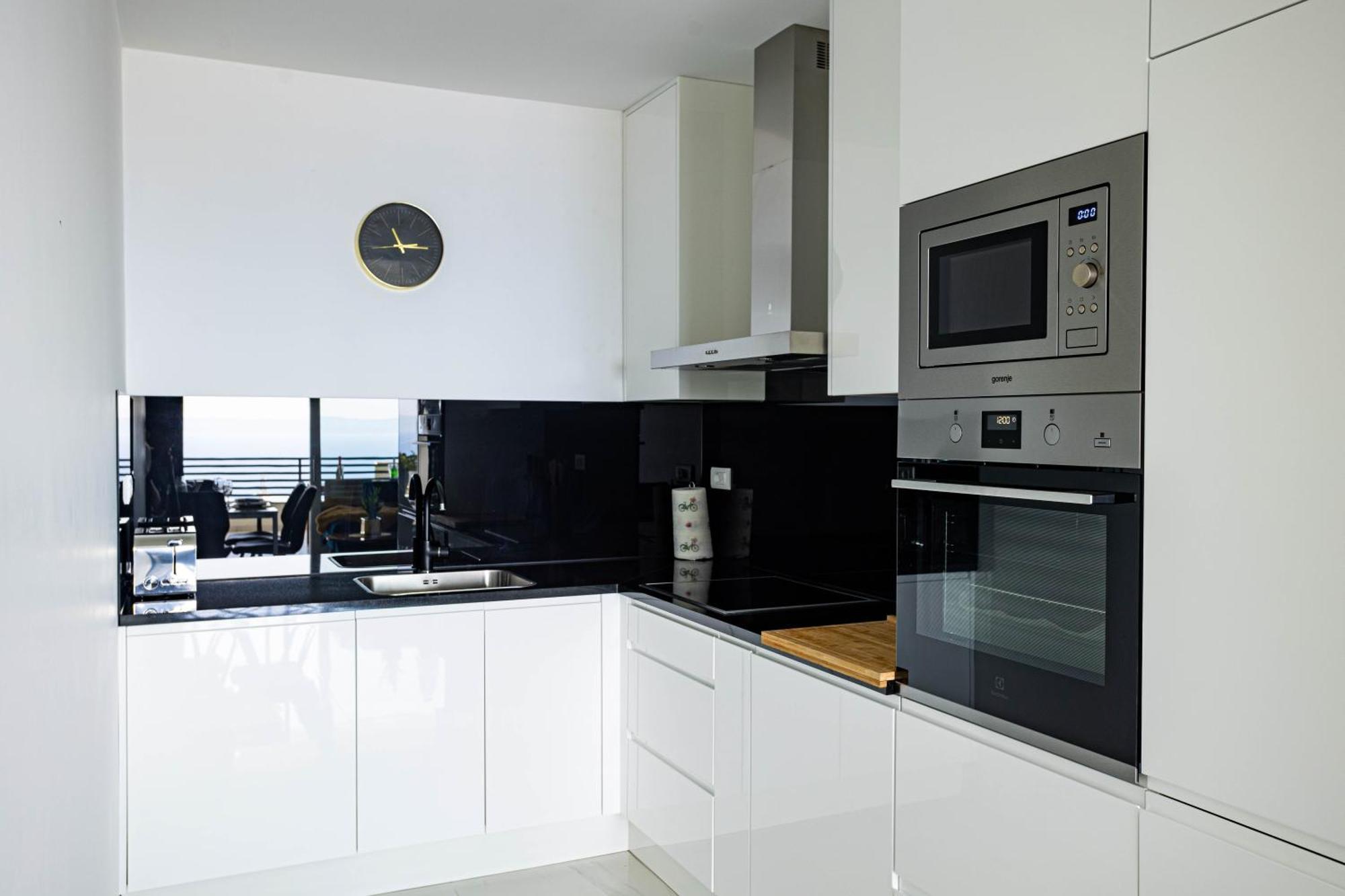 Apartman Sunshine House With Free Parking Makarska
